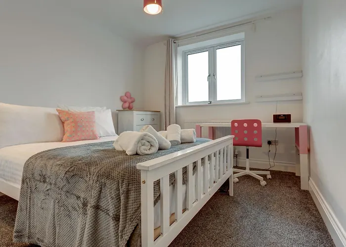 Lillies House